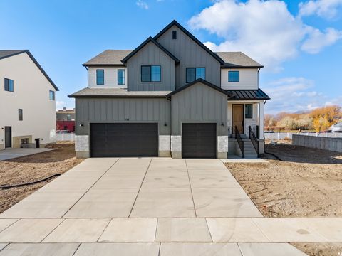 Photo of 193 N HUSKER LN #13, Saratoga Springs, UT 84043 (MLS # 2125589)