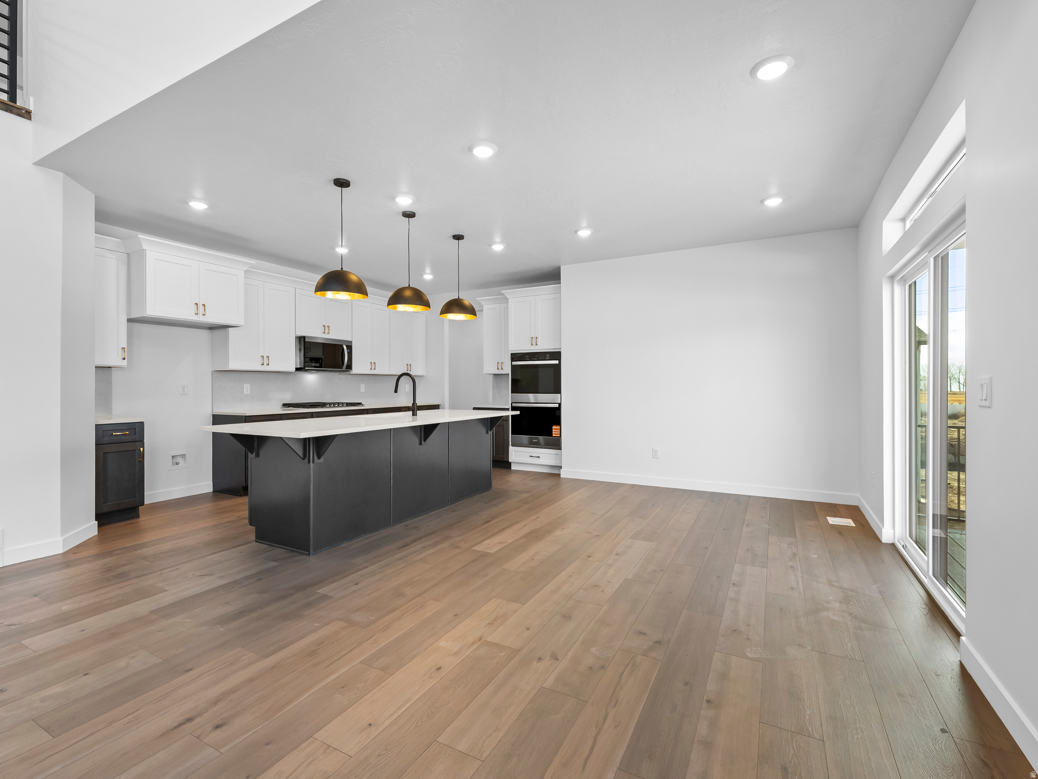 FREEDOM VIEW COVE - Residential