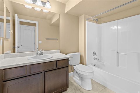 Tiny photo for 3811 N PRAIRIE GRASS DR, Lehi, UT 84048 (MLS # 2144635)