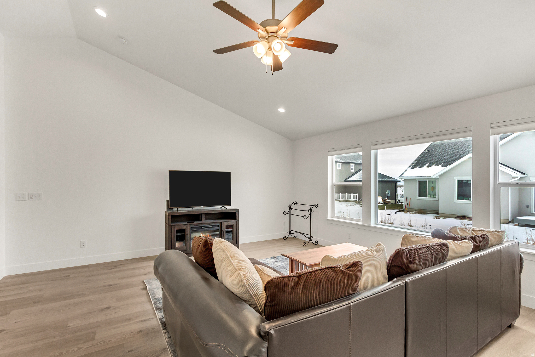 BRANDON PARK - Residential