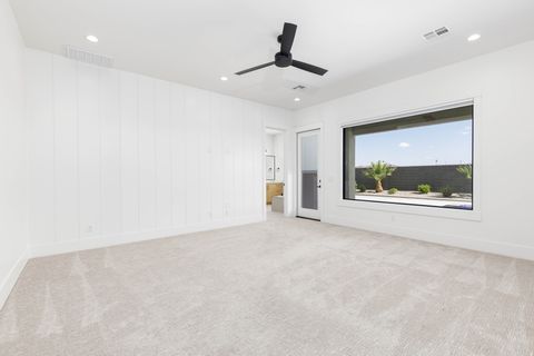 Tiny photo for 594 E PINE ST, Washington, UT 84780 (MLS # 2159101)