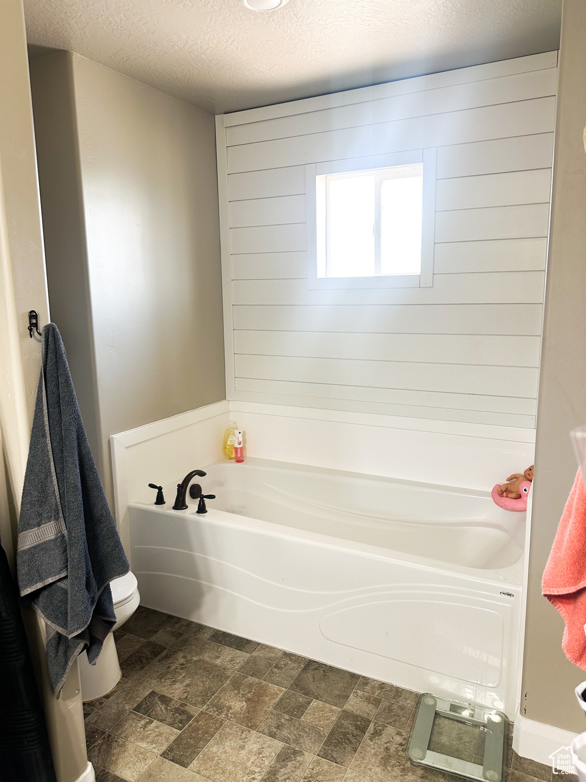 THE FIELDS - Residential