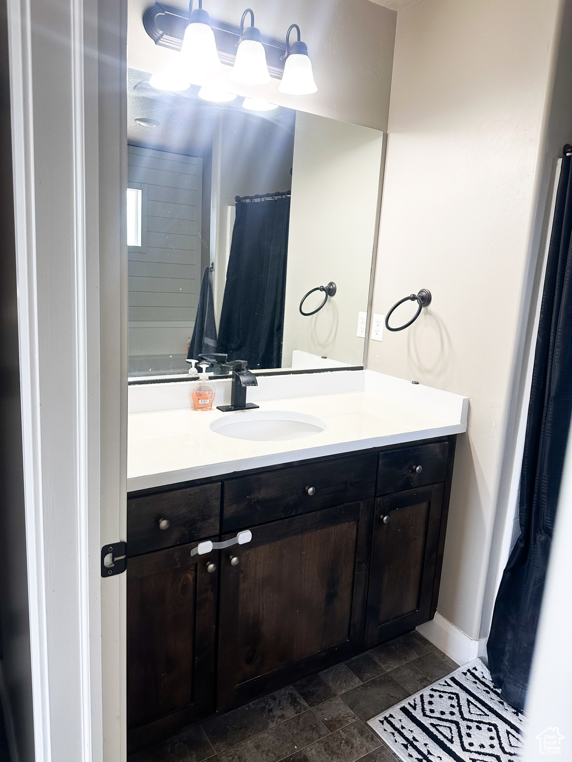 THE FIELDS - Residential