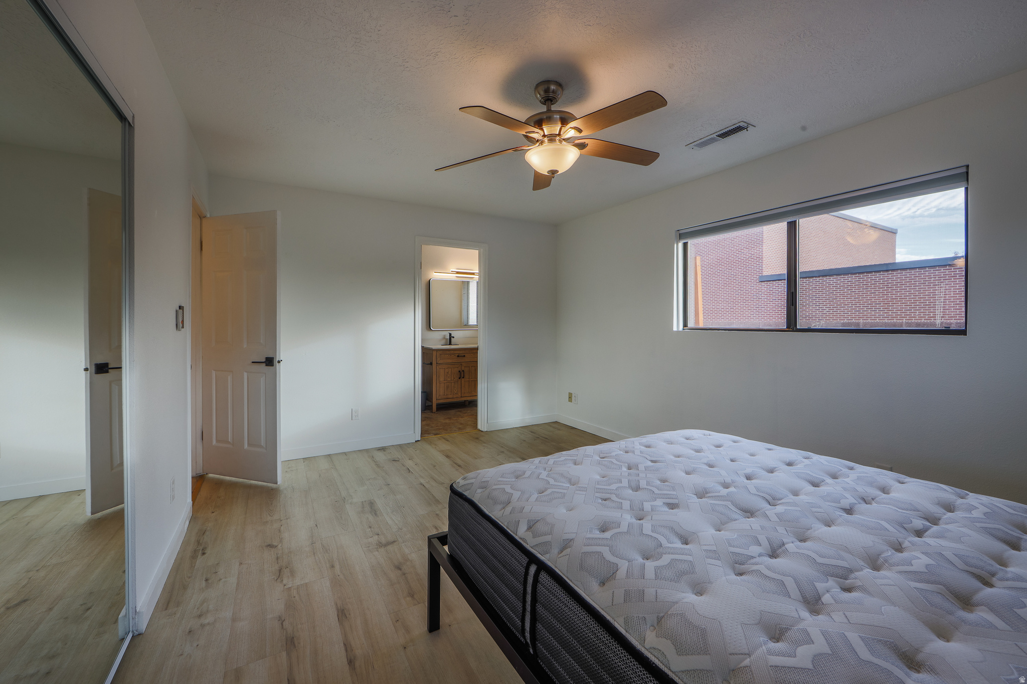 PARKWAY TH - Residential