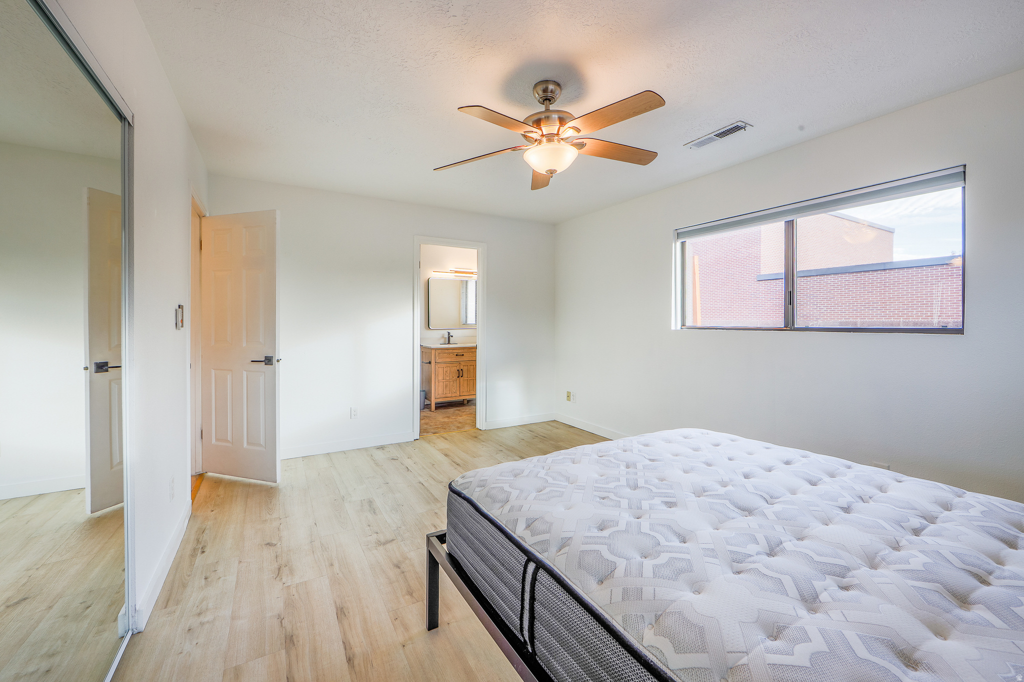 PARKWAY TH - Residential