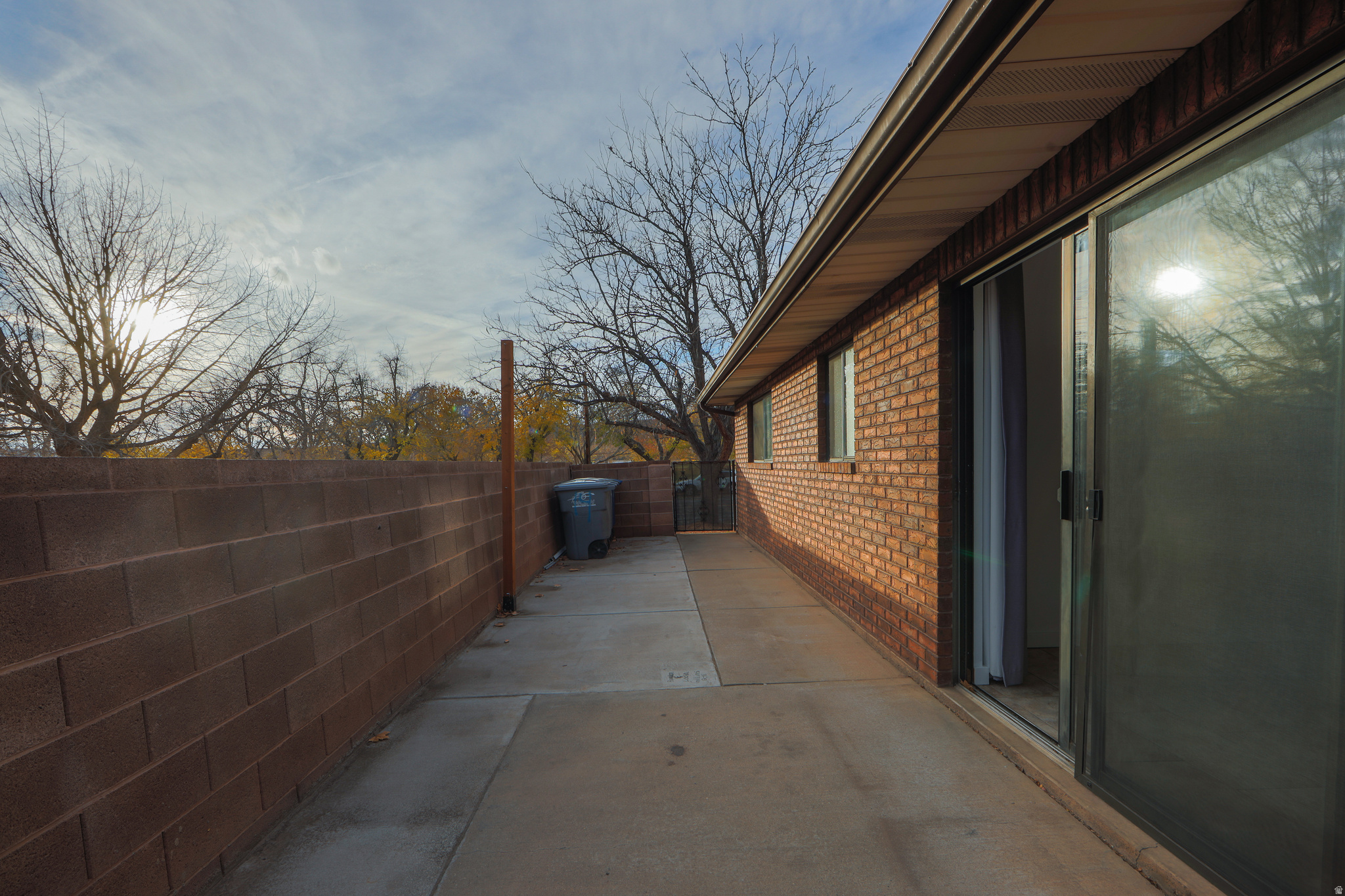 PARKWAY TH - Residential