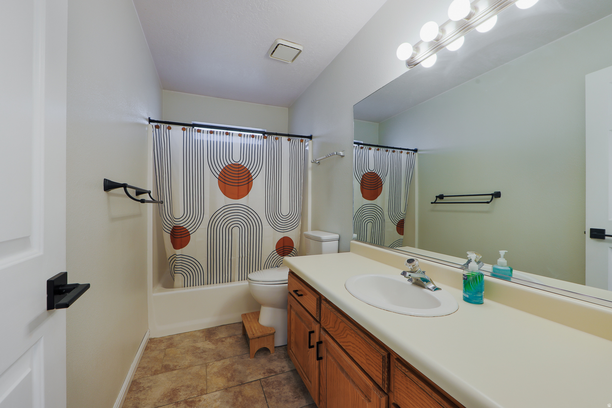 PARKWAY TH - Residential