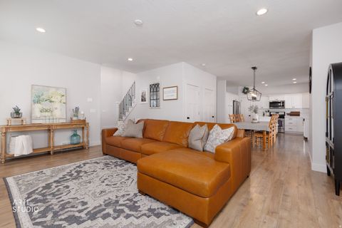 Tiny photo for 829 E 380 S, American Fork, UT 84003 (MLS # 2148972)