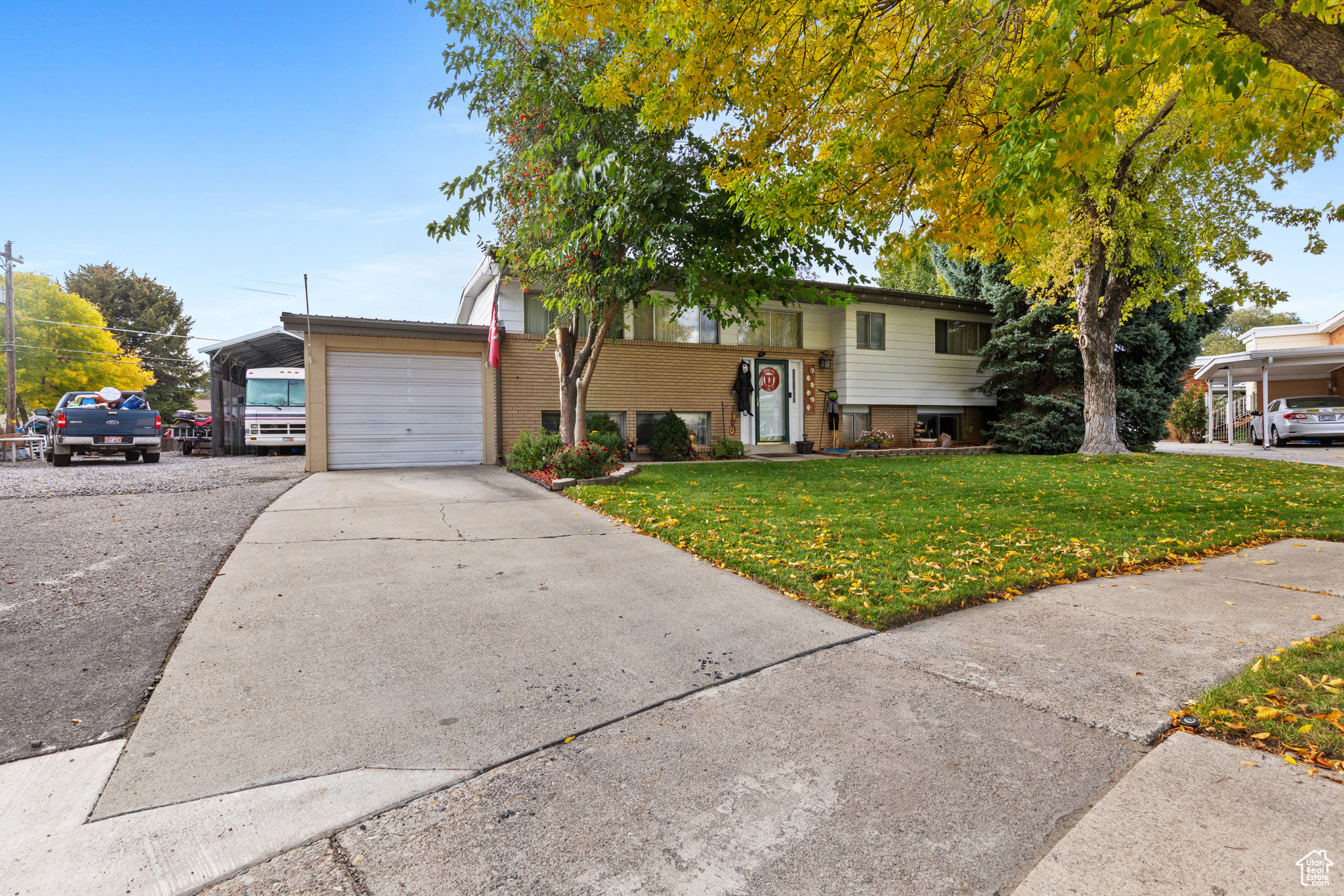 ACORD ACRES - Residential