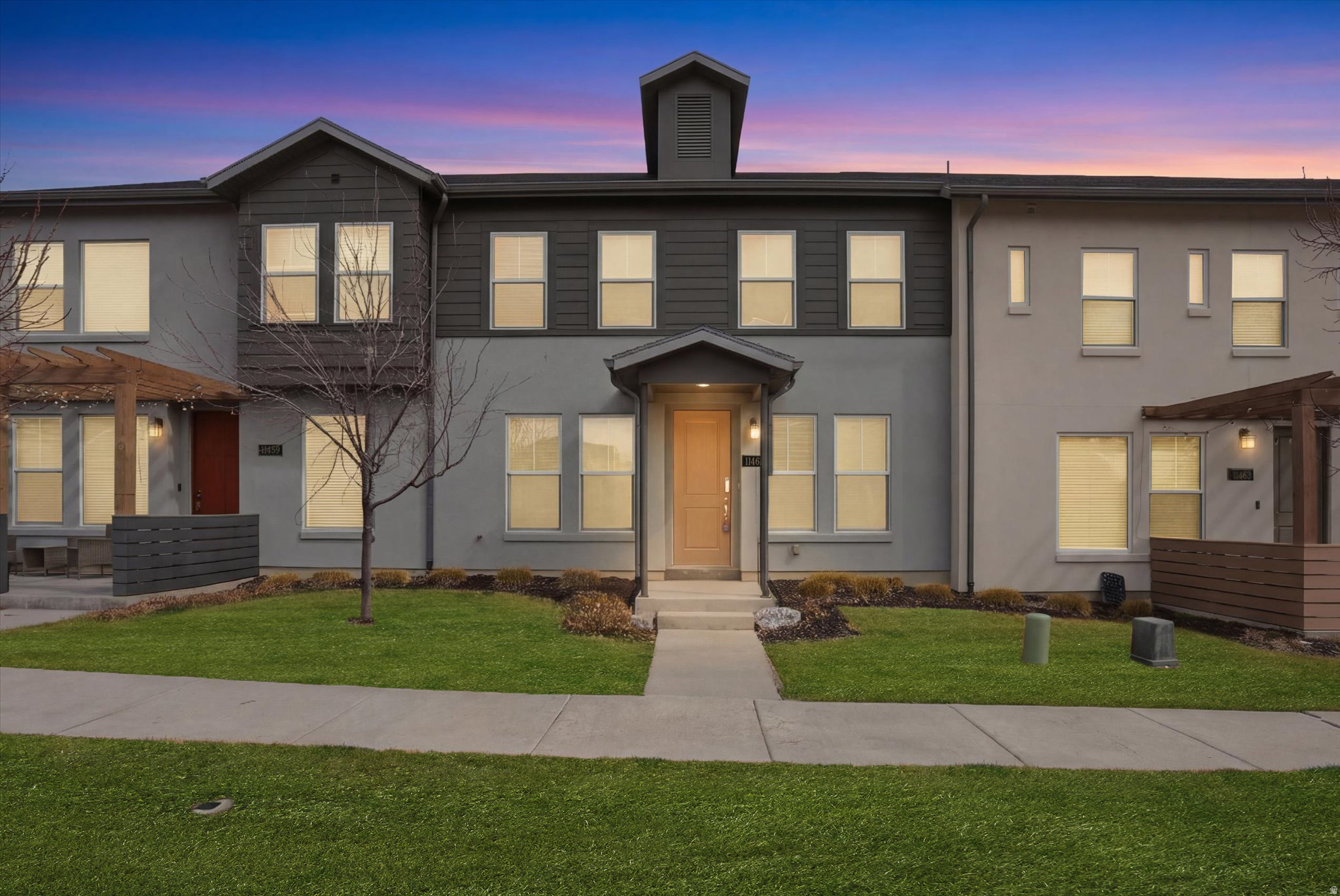 DAYBREAK - Residential