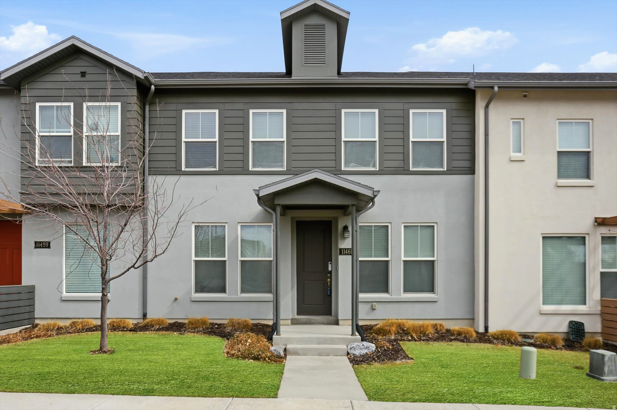 DAYBREAK - Residential