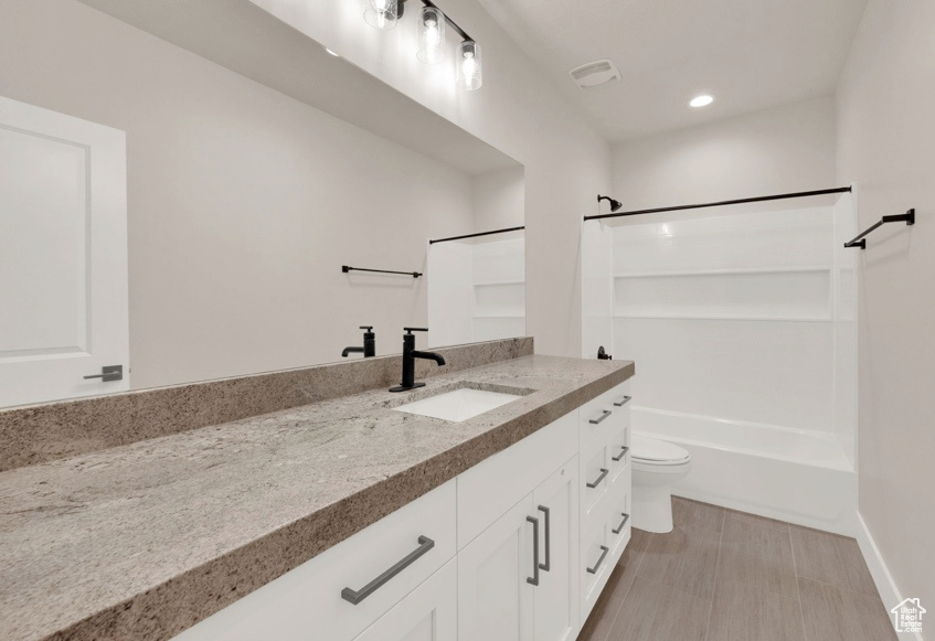 SILOS AT RIVERBEND - Residential