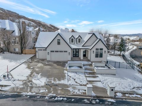 Tiny photo for 664 S WILDFLOWER CIR, North Salt Lake, UT 84054 (MLS # 2142044)