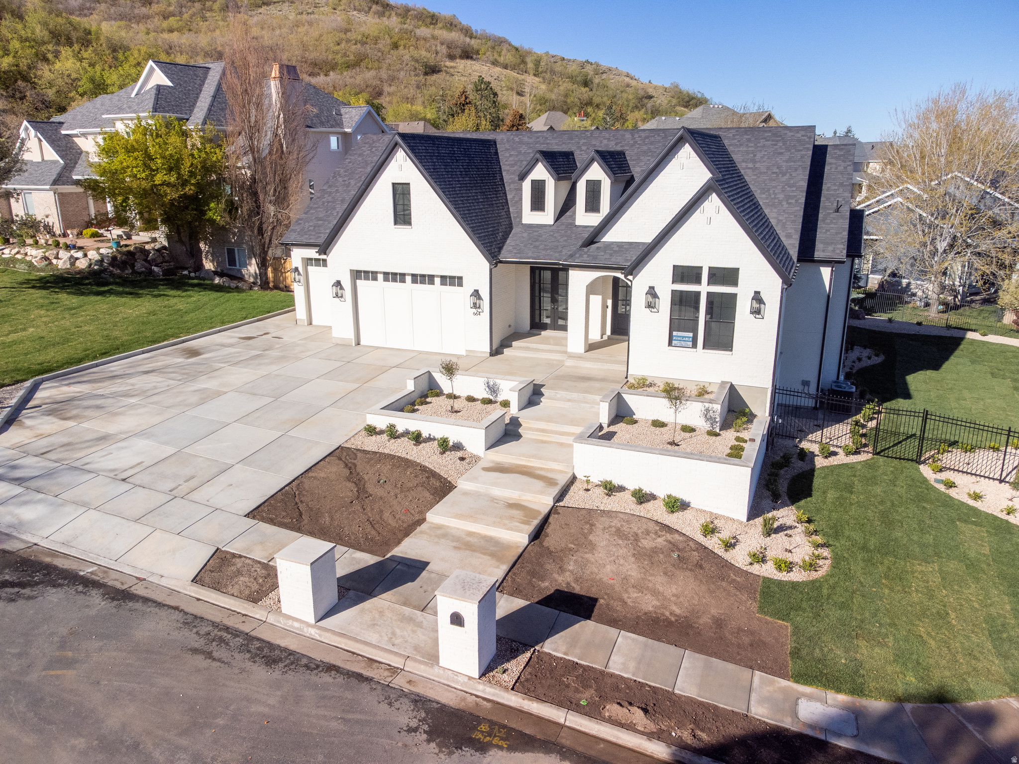 EAGLEWOOD COVE SUB - Residential