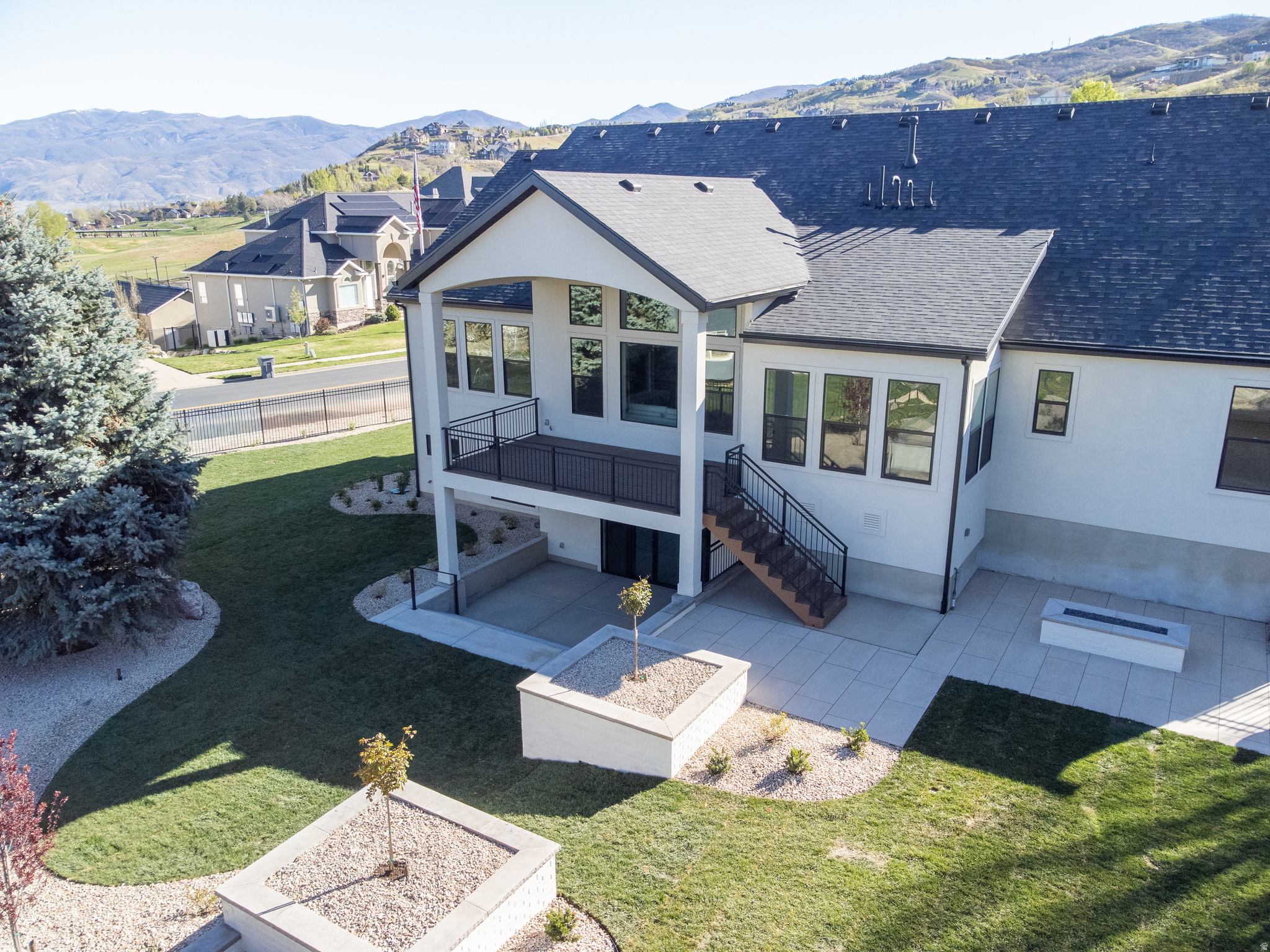 EAGLEWOOD COVE SUB - Residential