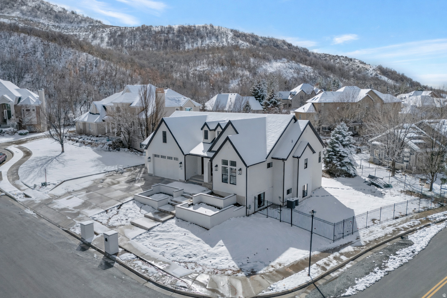 EAGLEWOOD COVE SUB - Residential