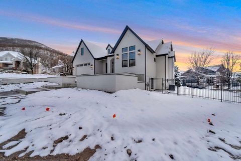 Tiny photo for 664 S WILDFLOWER CIR, North Salt Lake, UT 84054 (MLS # 2142044)