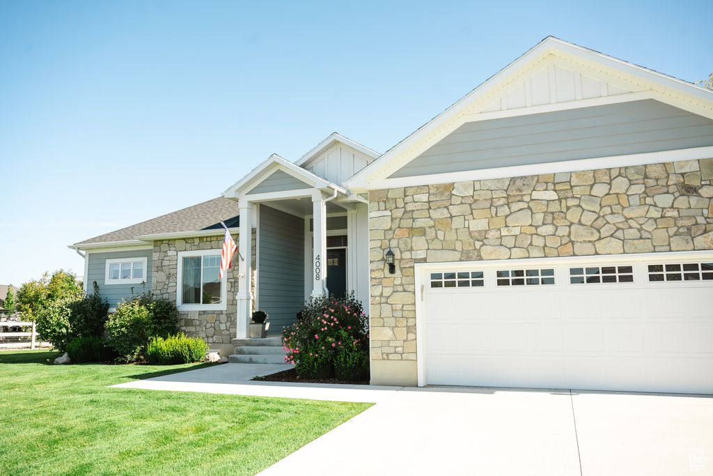 Photo of 4008 S COTTONWOODS CT, Nibley, UT 84321 (MLS # 2118408)