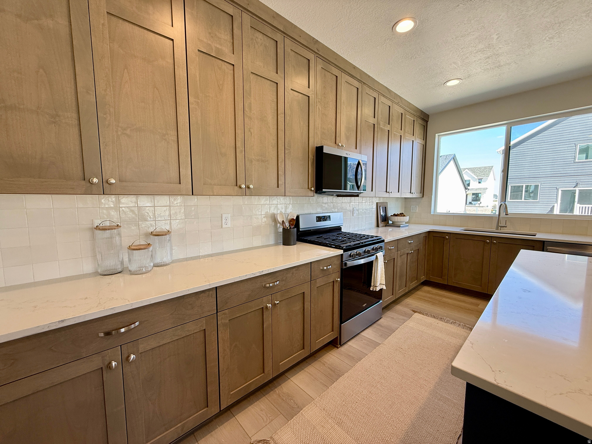 CREEKSIDE AT JDC RANCH - Residential