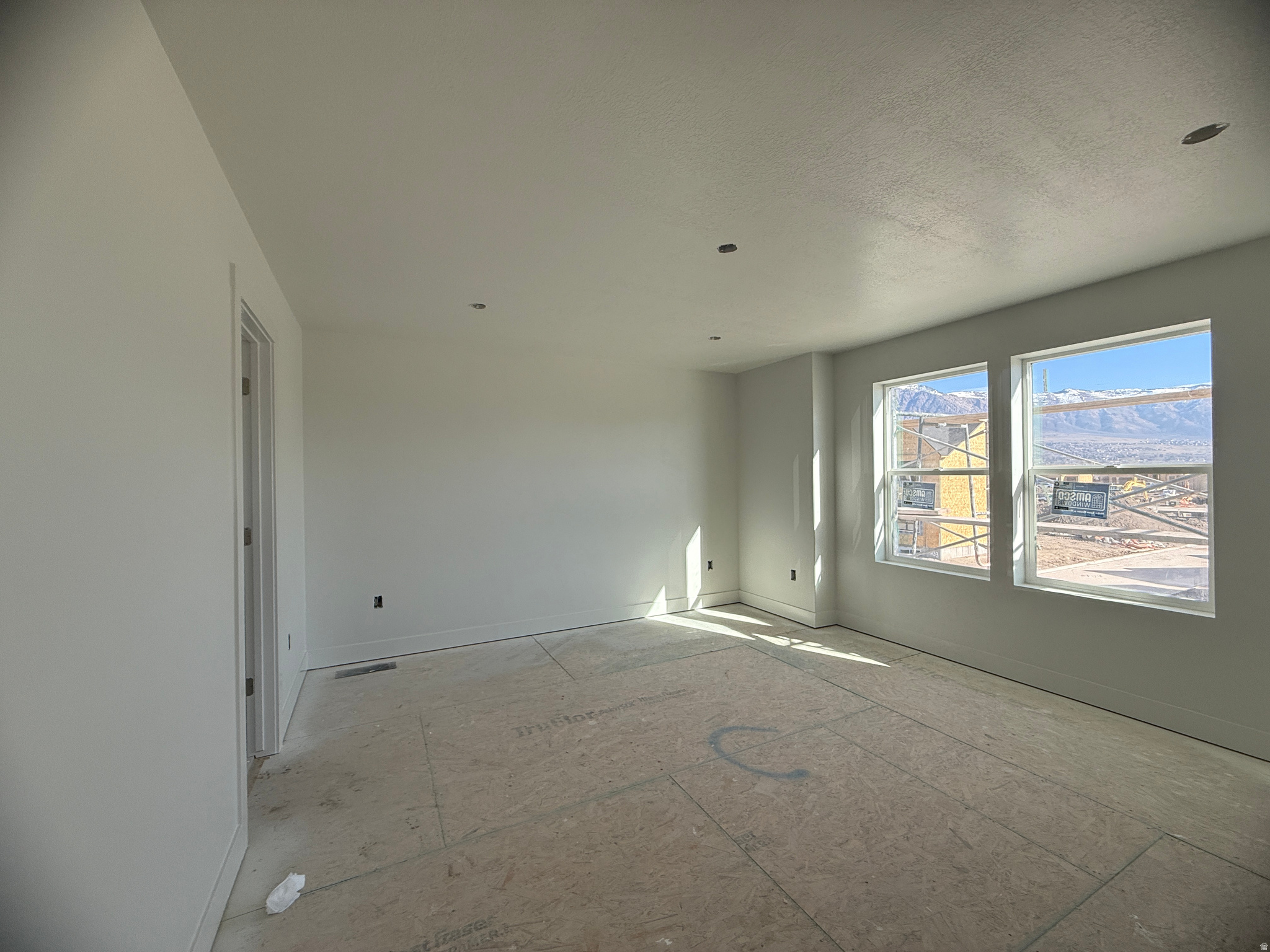 CREEKSIDE AT JDC RANCH - Residential