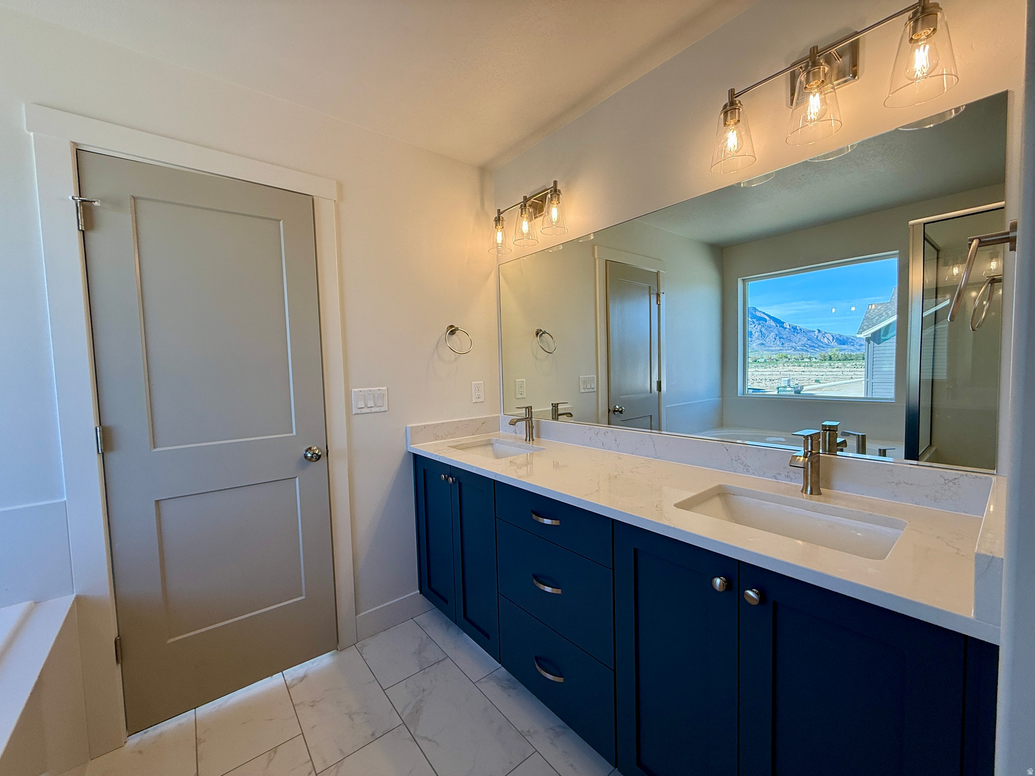 CREEKSIDE AT JDC RANCH - Residential