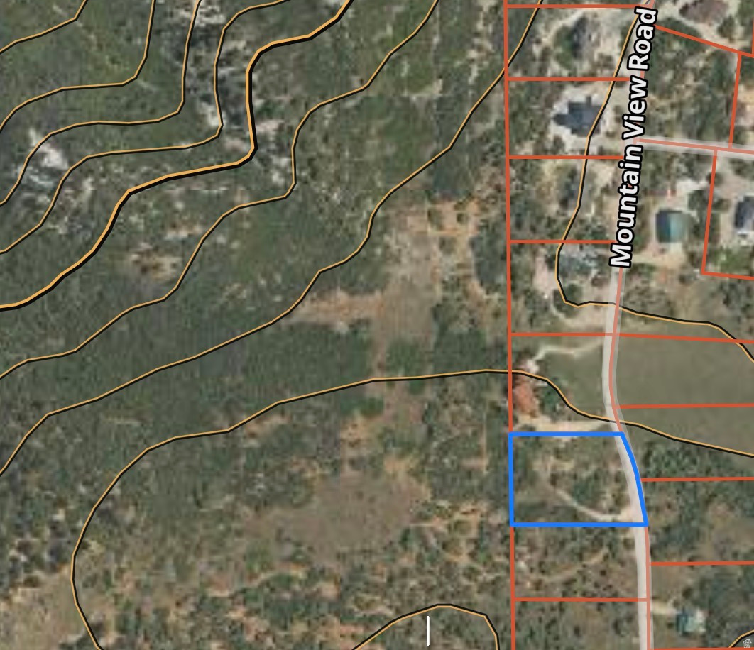 WHISPERING PINES III - Land