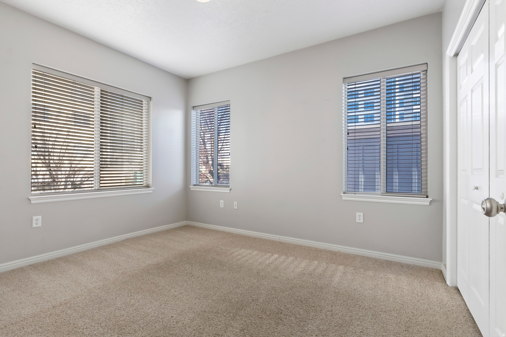 BROWNS MEADOW - Residential