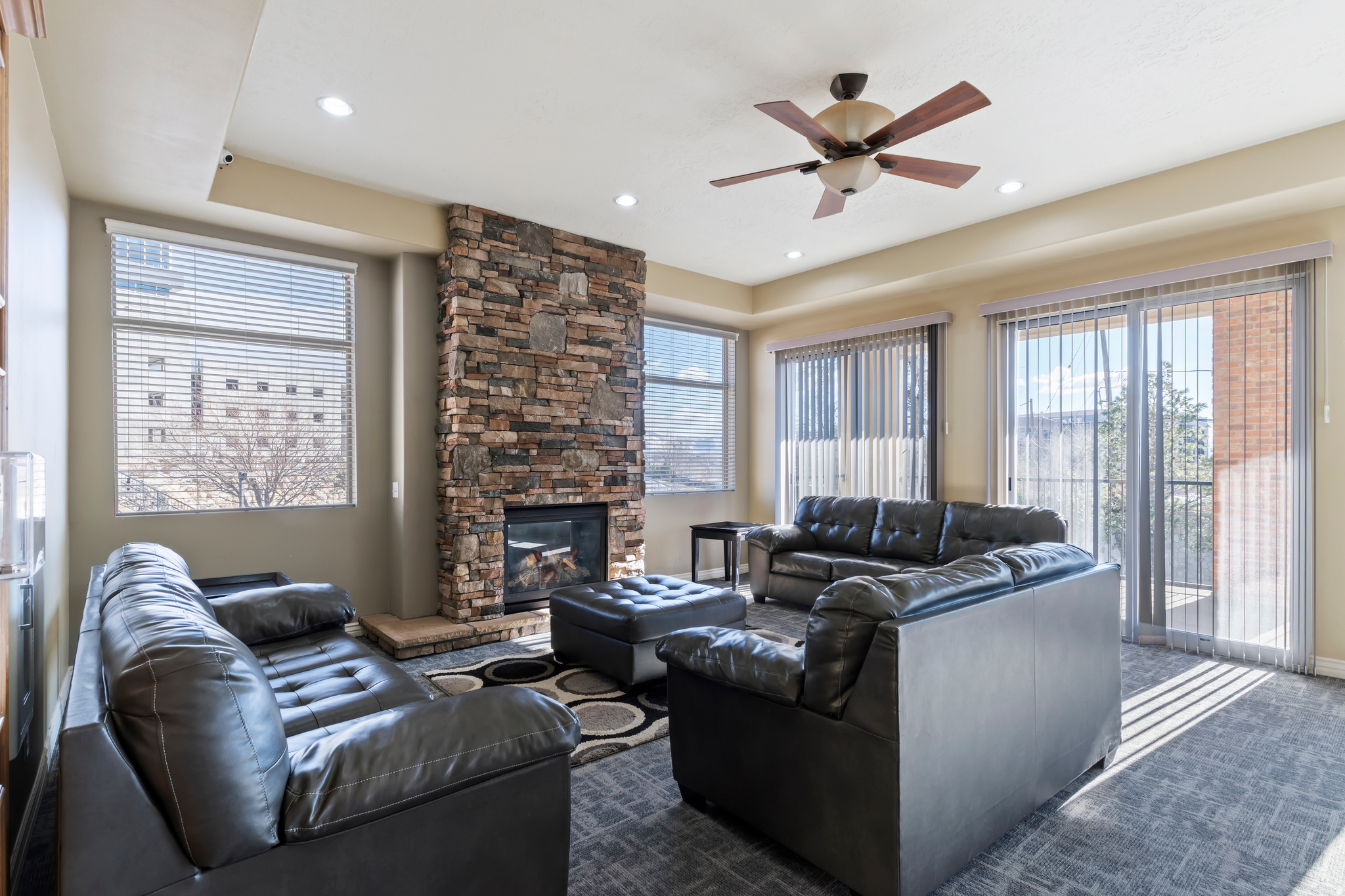 BROWNS MEADOW - Residential