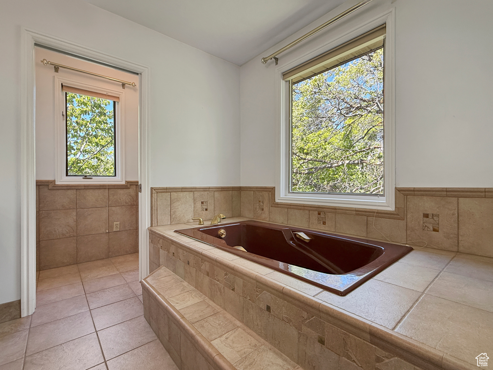 CARRIAGE HILL ESTATES - Residential
