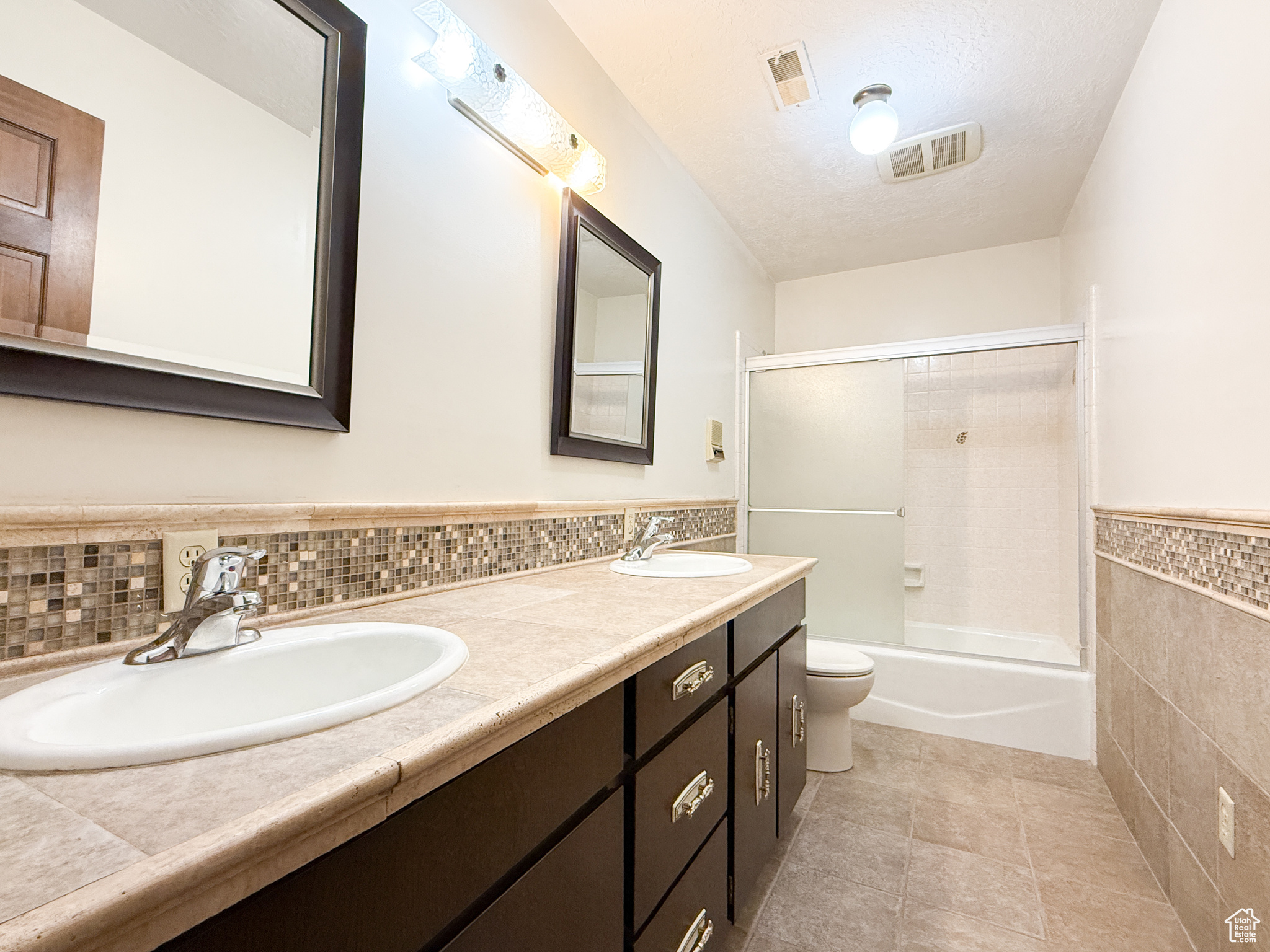 CARRIAGE HILL ESTATES - Residential