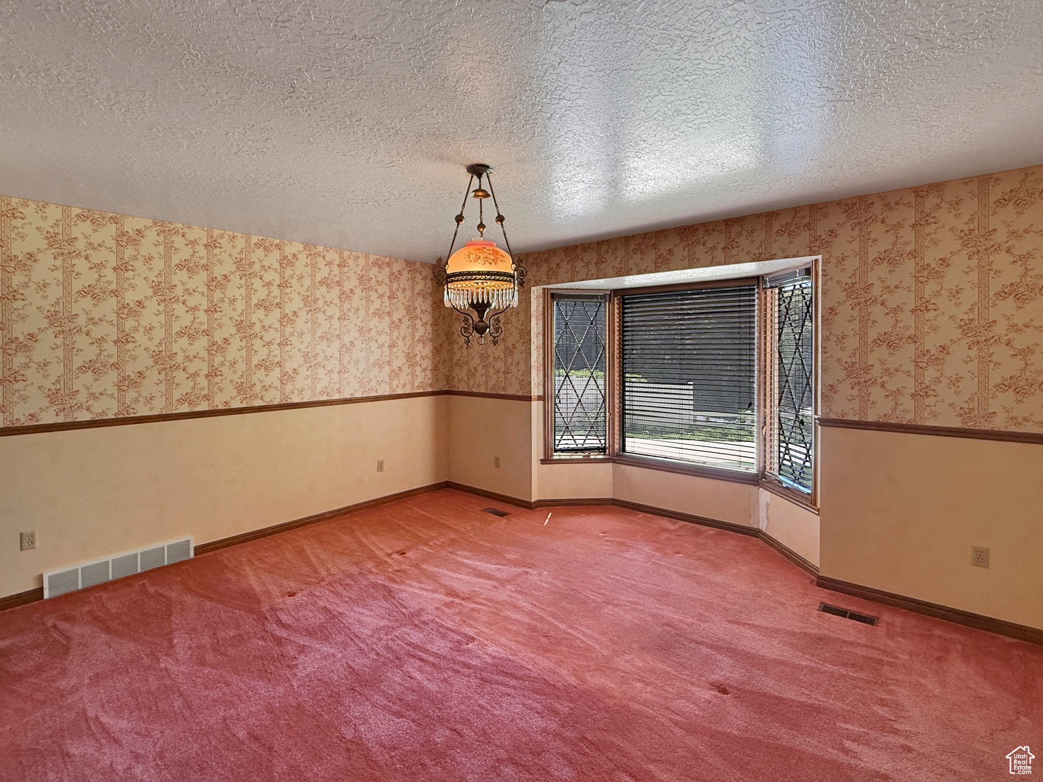 CARRIAGE HILL ESTATES - Residential