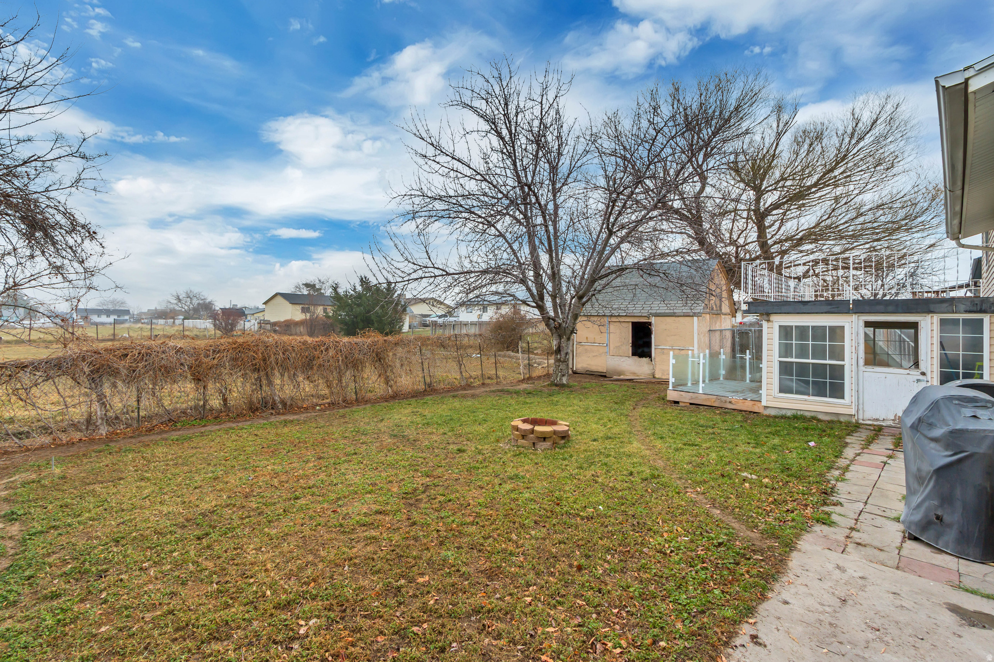 WESTERN SUN SUB - Residential