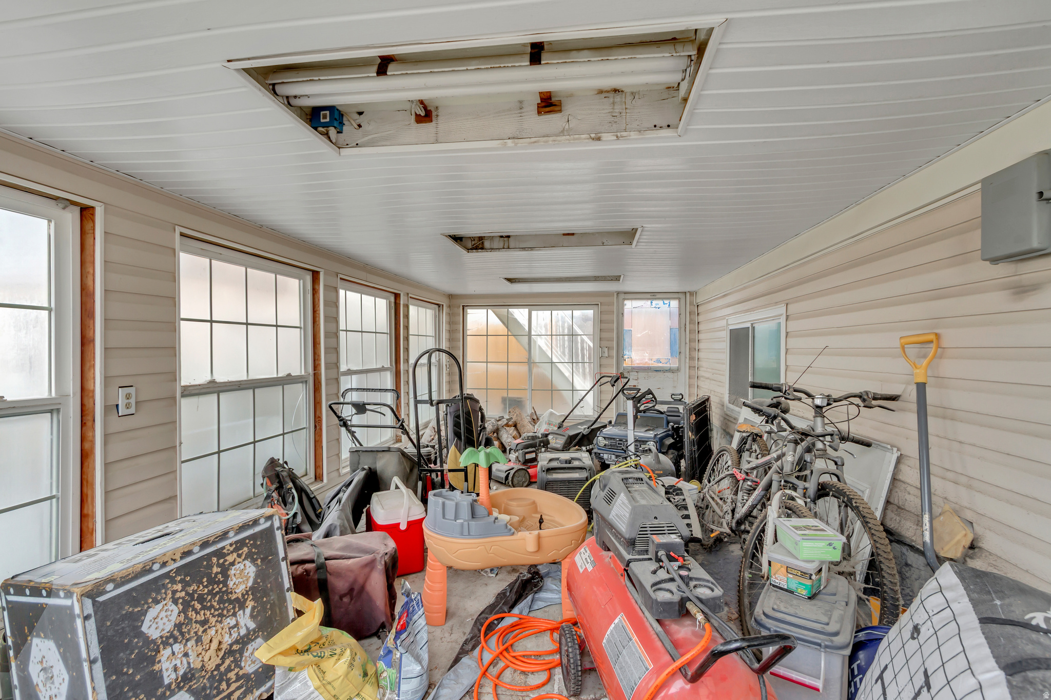 WESTERN SUN SUB - Residential