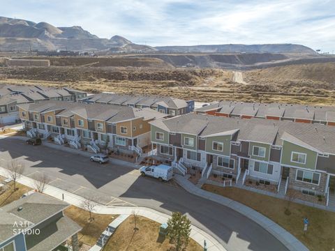 Tiny photo for 1020 W LAPIS FIELDS Way, Bluffdale, UT 84065 (MLS # 2140254)