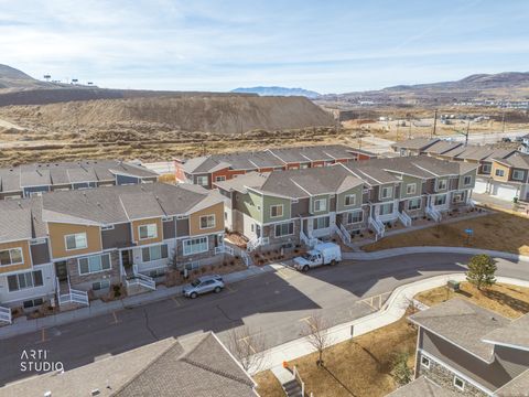 Tiny photo for 1020 W LAPIS FIELDS Way, Bluffdale, UT 84065 (MLS # 2140254)