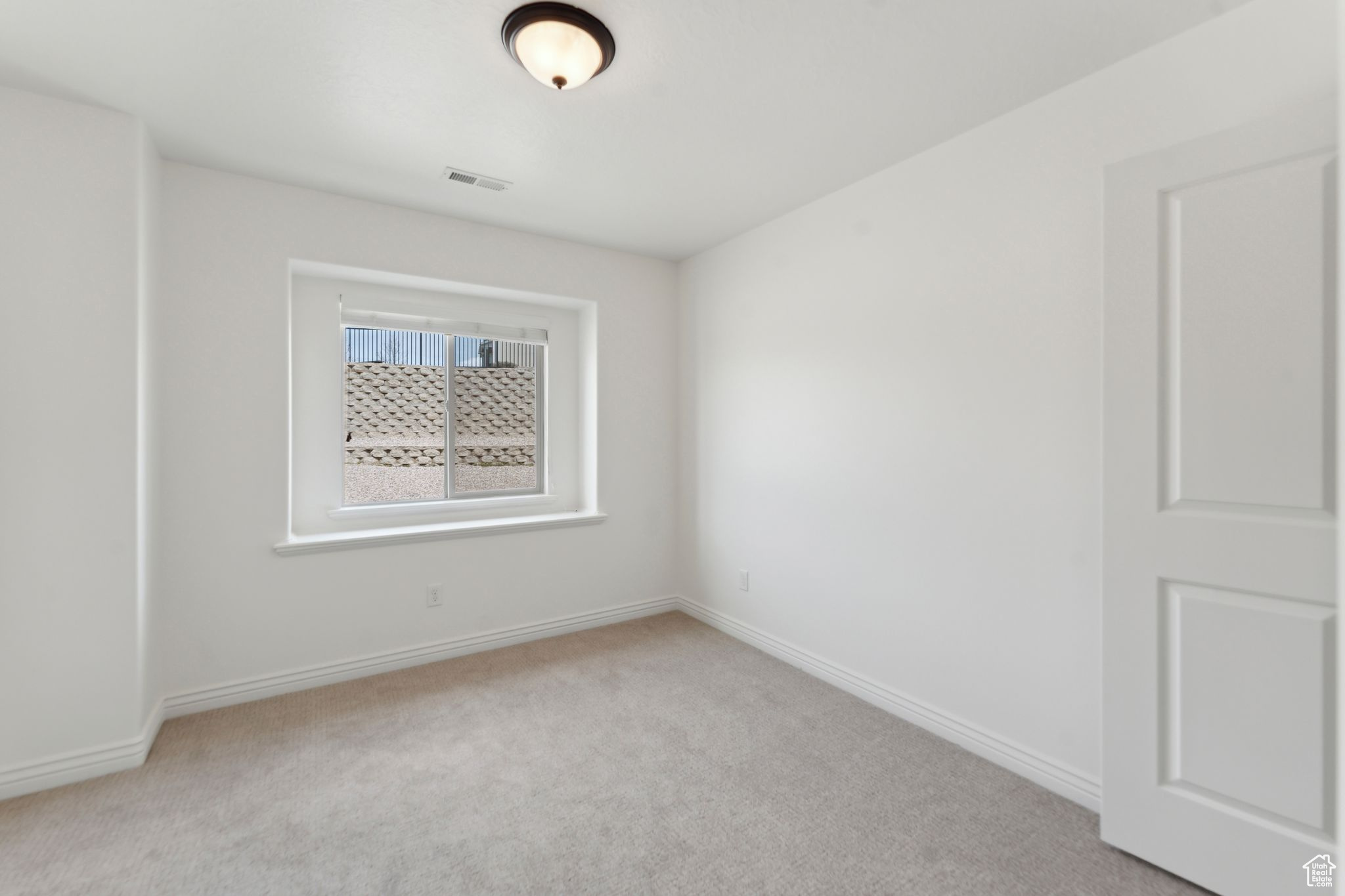 1744 E Whitetail Dr #52, Layton, Utah image 17