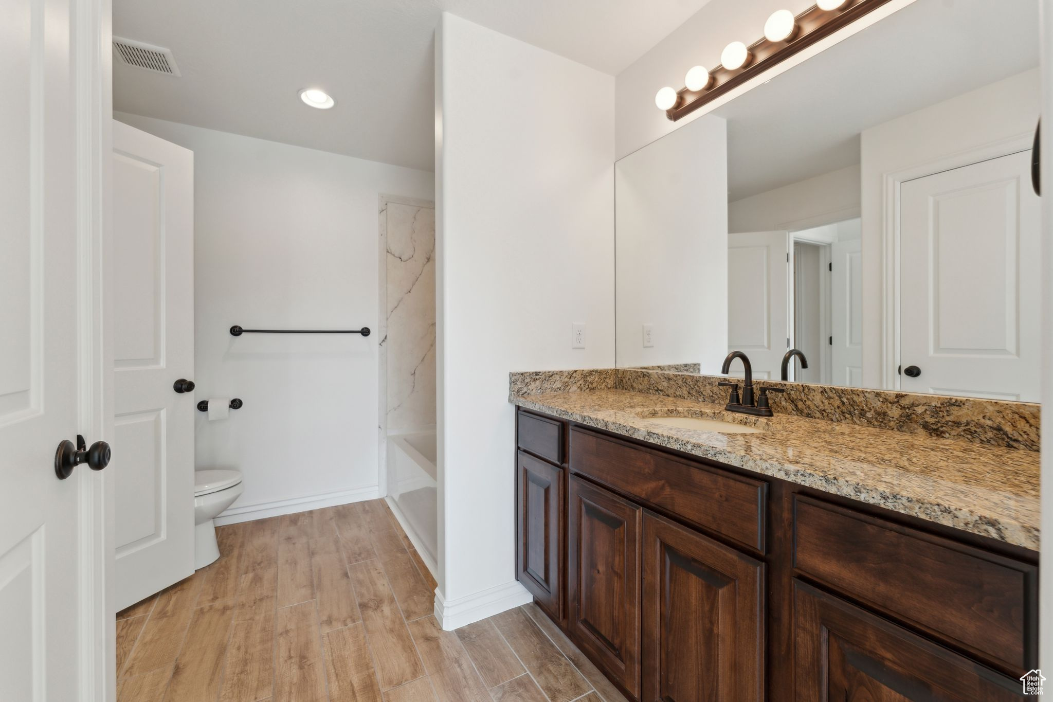 1744 E Whitetail Dr #52, Layton, Utah image 9