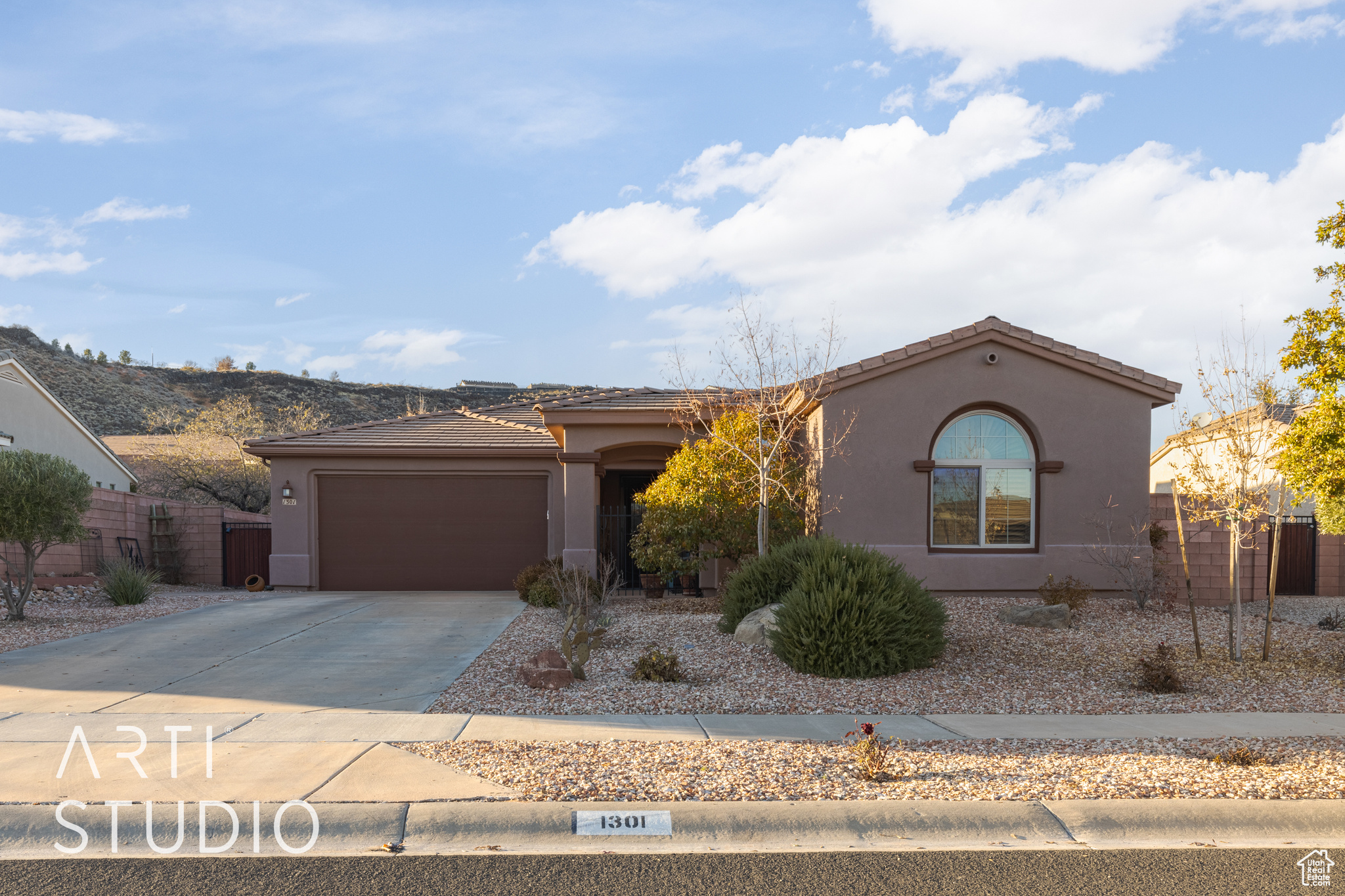 1301 N Overland Trails Cir, Washington, Utah image 1