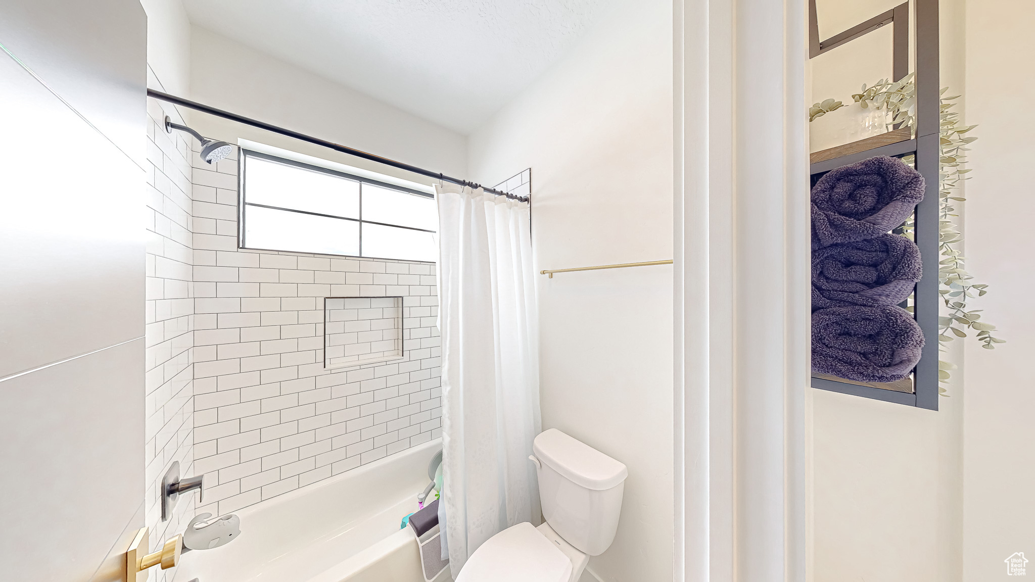 PREMIER POINT - Residential