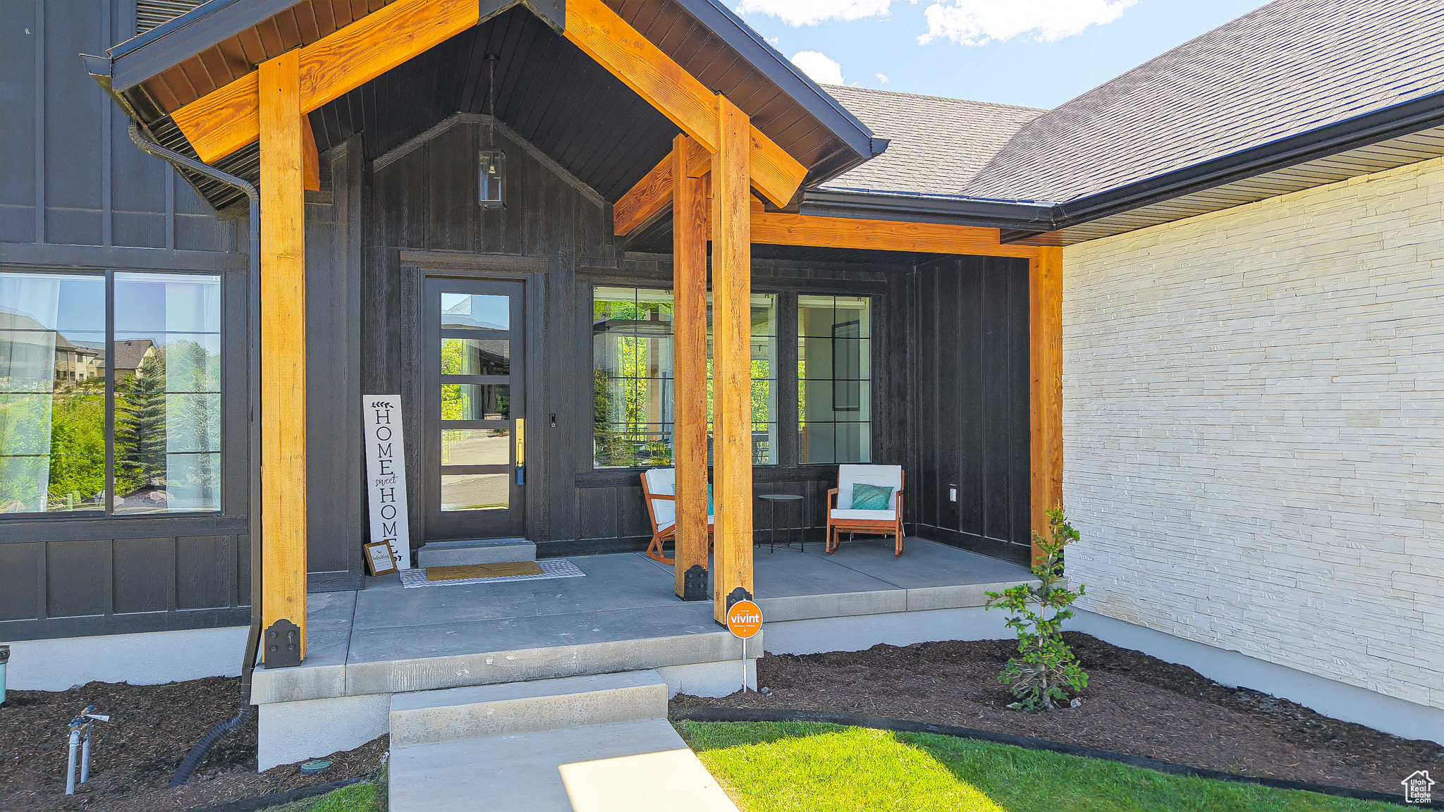 PREMIER POINT - Residential