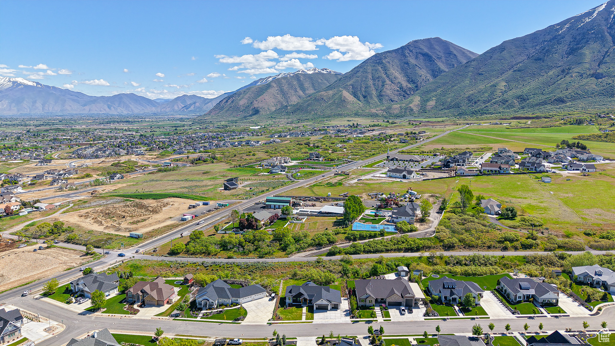 PREMIER POINT - Residential
