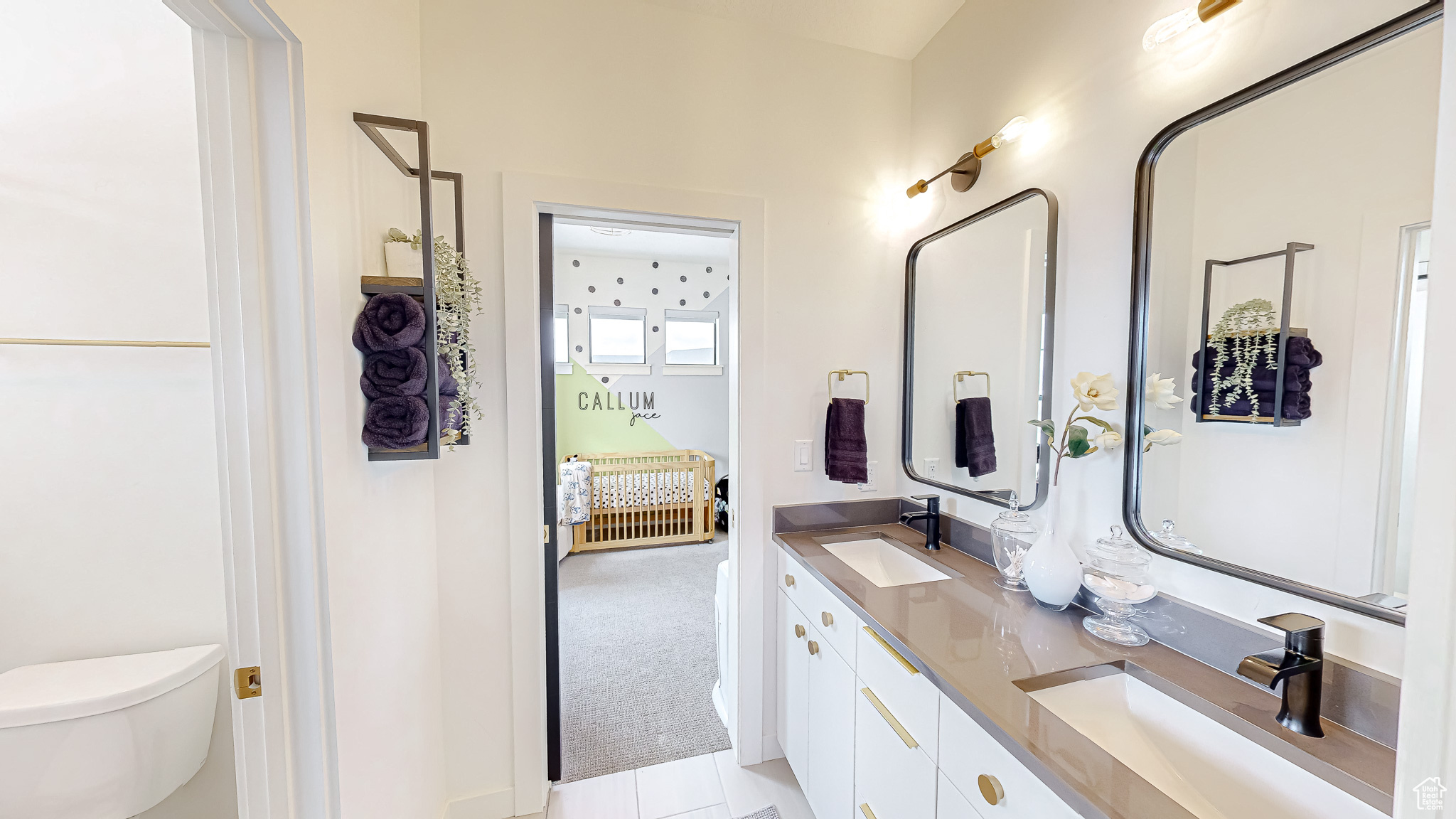 PREMIER POINT - Residential