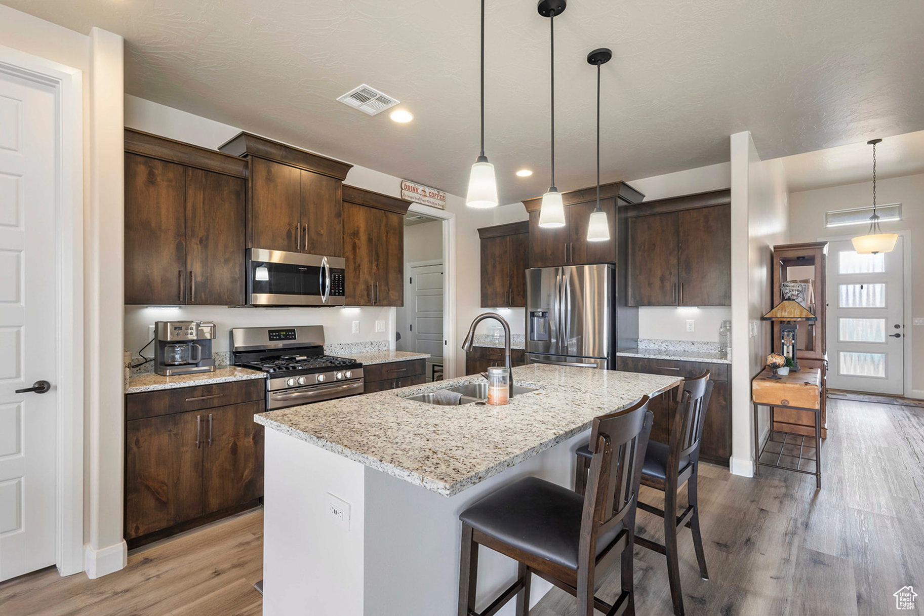 1867 W Grapevine, Hurricane, Utah image 5