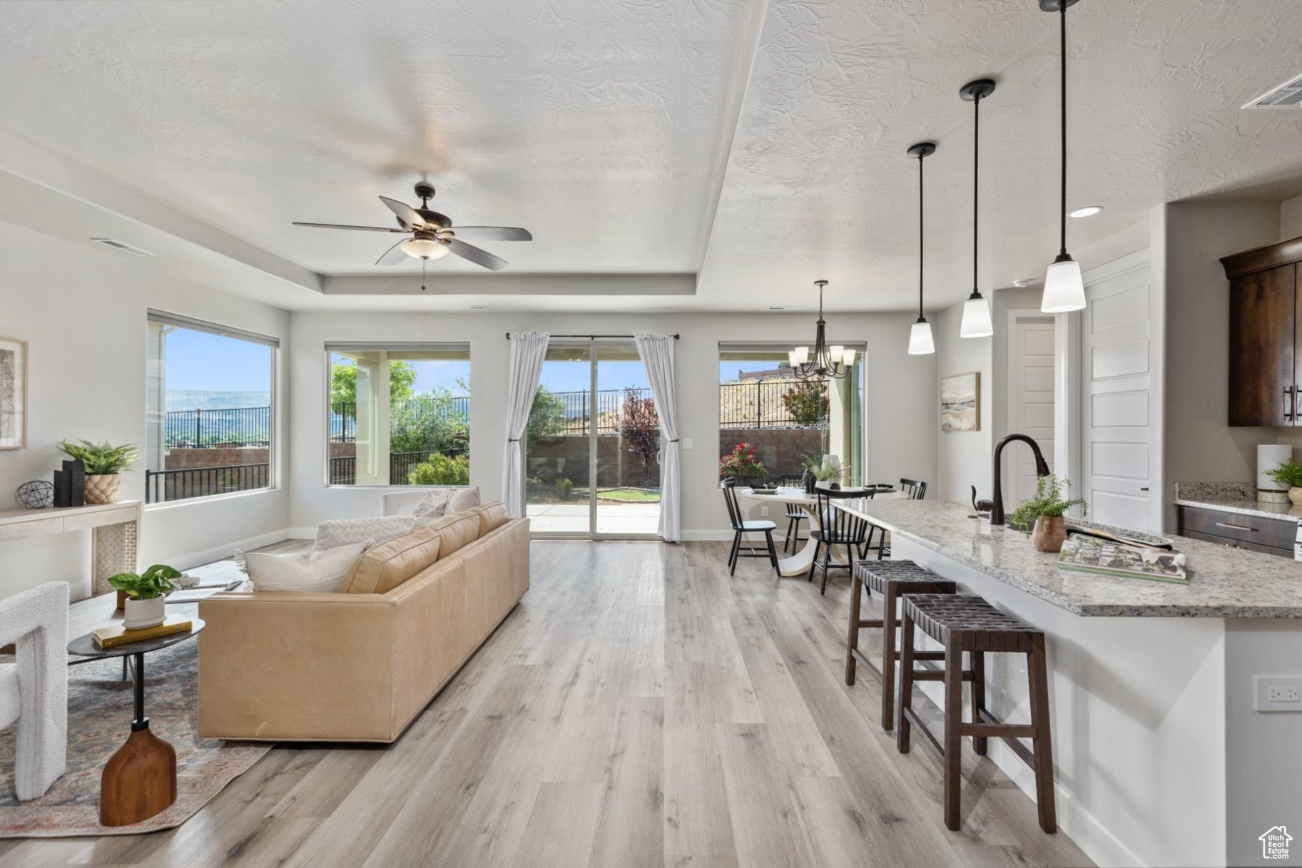1867 W Grapevine, Hurricane, Utah image 4