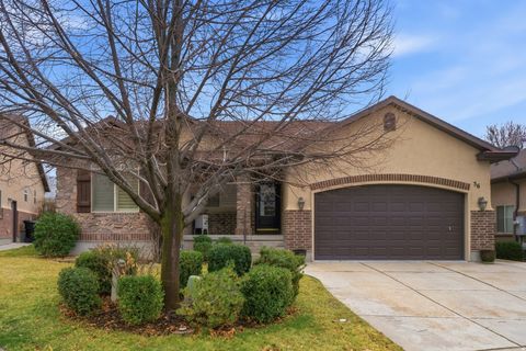 Photo of 56 WHITAKER CIR, Kaysville, UT 84037 (MLS # 2141317)