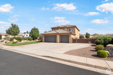 Tiny photo for 3767 S SUGAR PLUM WAY, Washington, UT 84780 (MLS # 2190637)