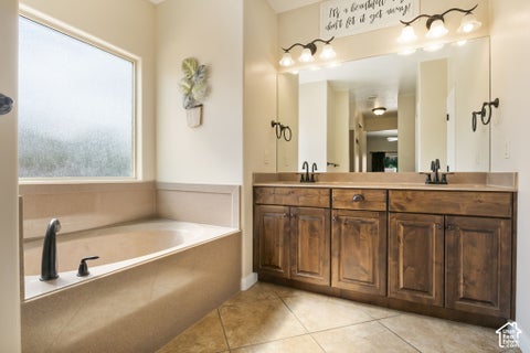 Tiny photo for 3767 S SUGAR PLUM WAY, Washington, UT 84780 (MLS # 2190637)