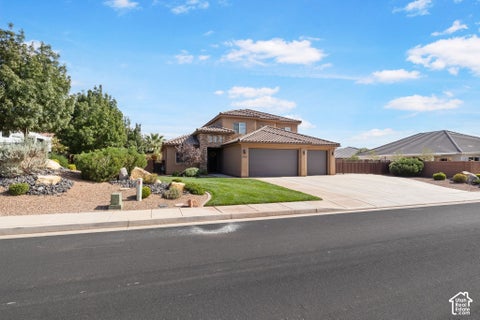 Tiny photo for 3767 S SUGAR PLUM WAY, Washington, UT 84780 (MLS # 2190637)