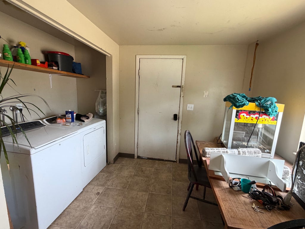 Photo of 4088 S 1500 E, Vernal, UT 84078 (MLS # 2182877)