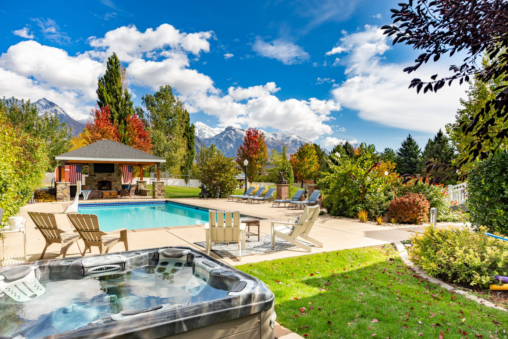 WESTFIELD OAKS PH IV - Residential